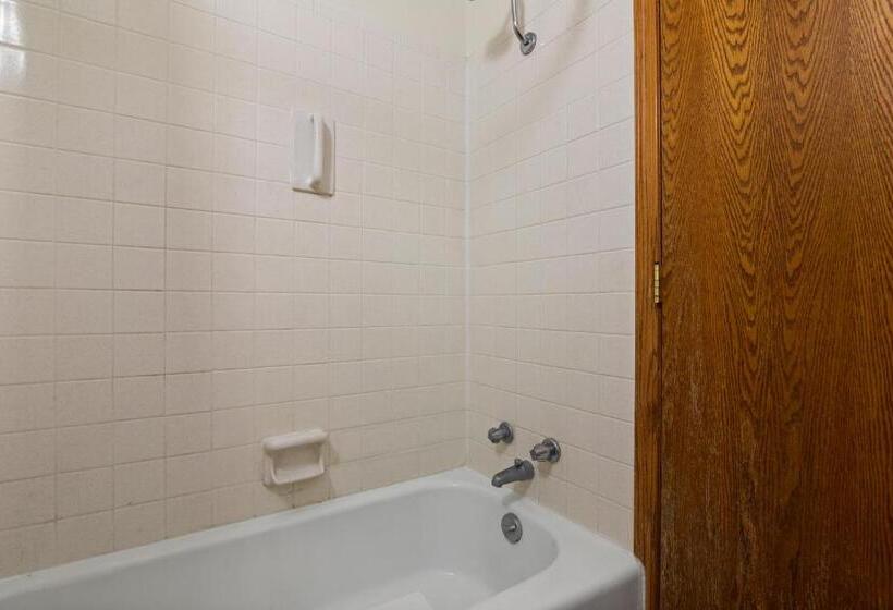 Номер Стандарт, Rodeway Inn