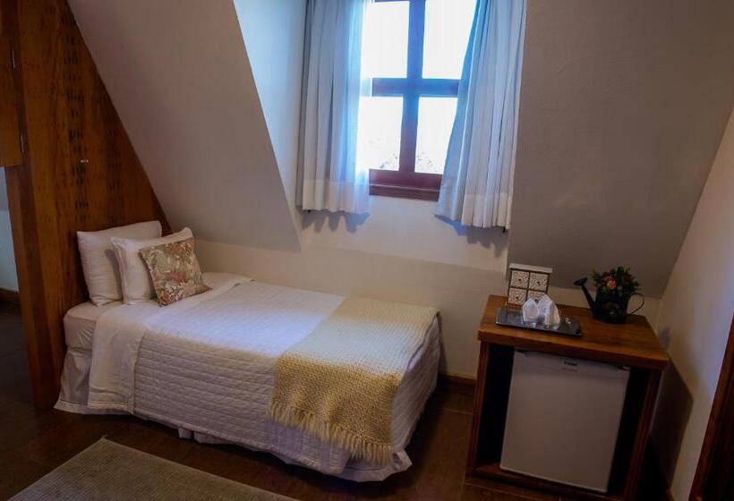 디럭스 트리플 룸, Pousada Das Lavandas