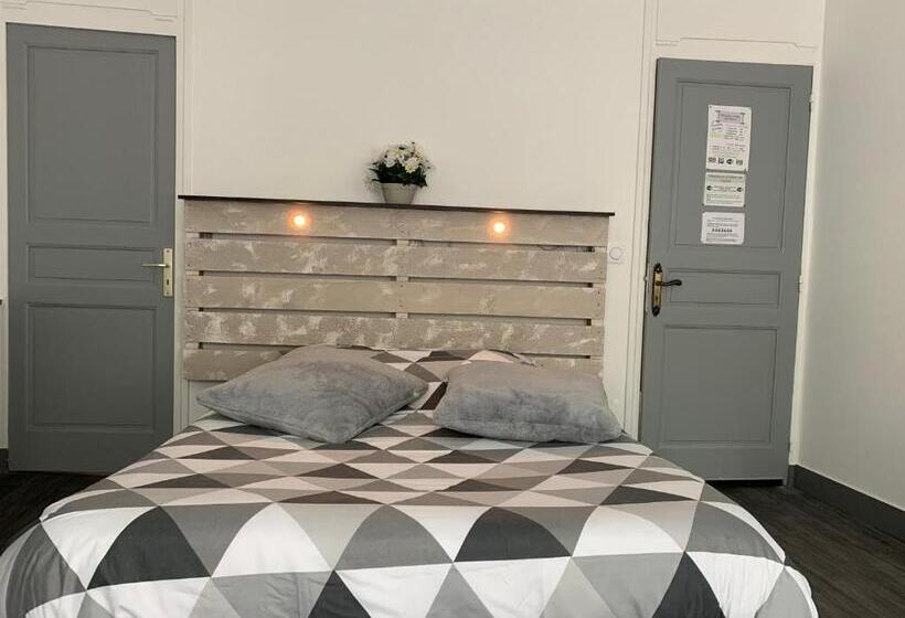 غرفة قياسية, Chambres D'hôtes De L'eglise