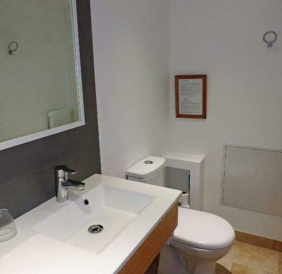 غرفة قياسية, Château De Jonquières   Hérault