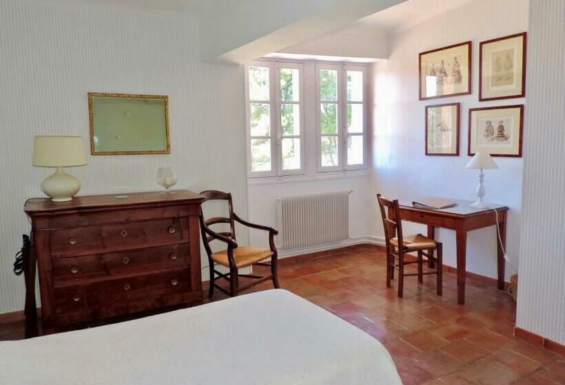 غرفة قياسية, Château De Jonquières   Hérault