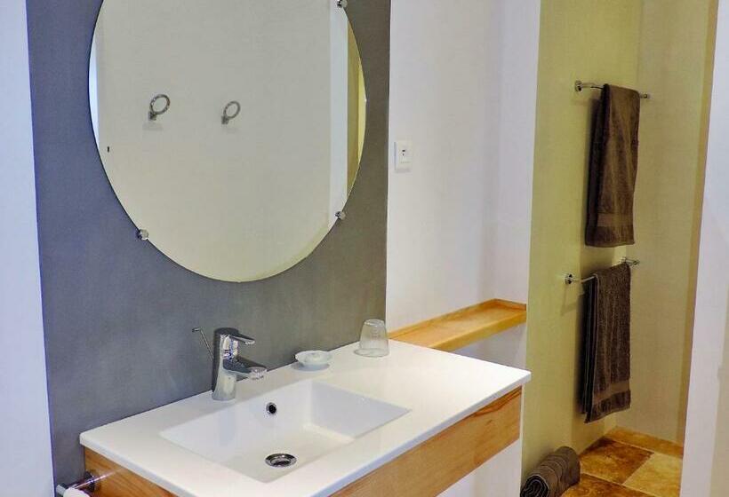 غرفة قياسية, Château De Jonquières   Hérault