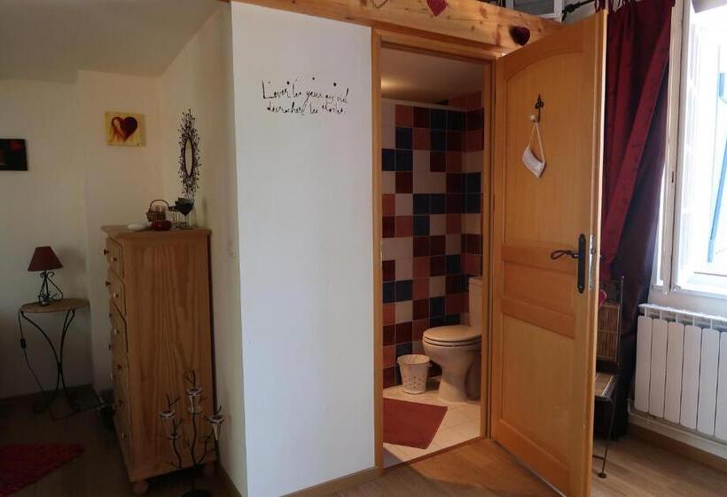 חדר משפחתי, Le Relais Du Grand Logis