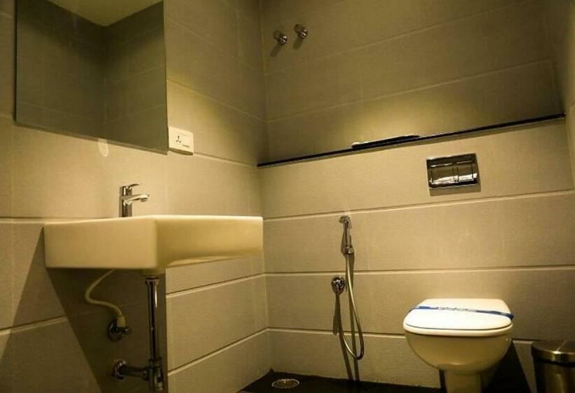 Номер Deluxe, Laya Regency