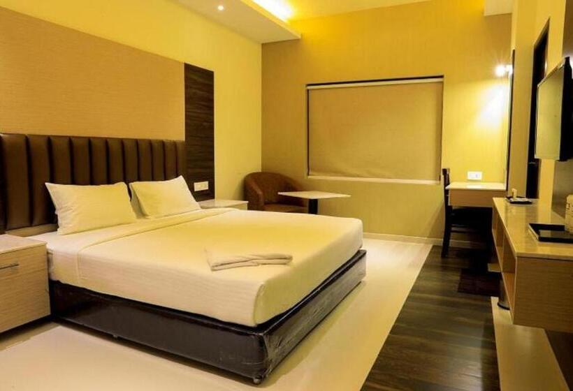 Номер Deluxe, Laya Regency