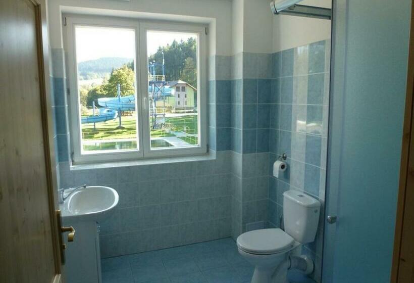 Háromágyas Standard Szoba, Stará Ameryka