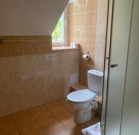 Háromágyas Standard Szoba, Stará Ameryka