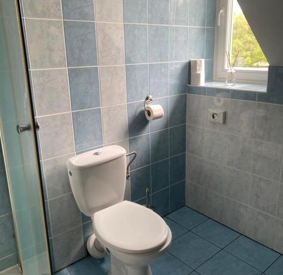 Négyágyas Standard Szoba, Stará Ameryka