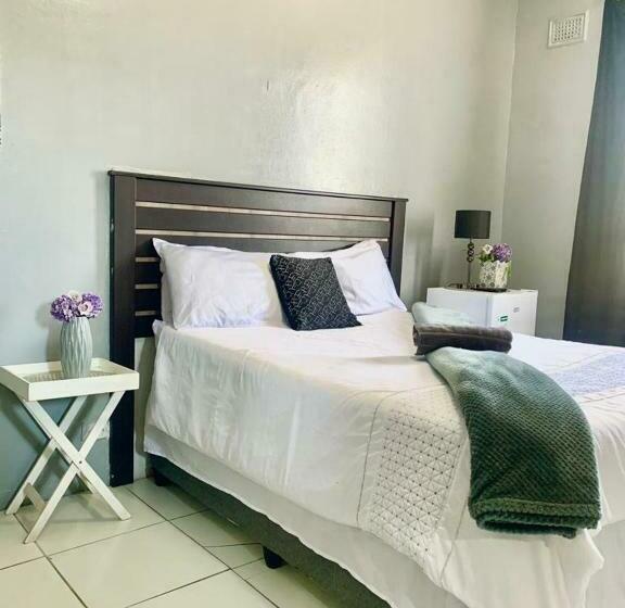 デラックスルーム, The Eden Lodge Verulam