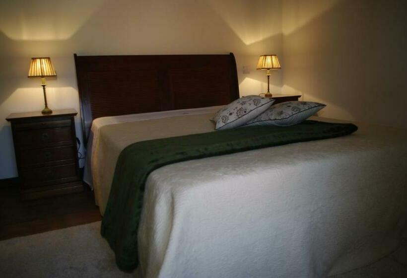 Номер Deluxe, Puial De L Douro