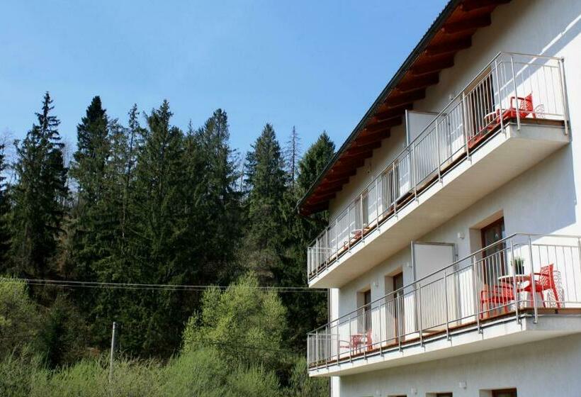 スーペリアージュニアスイート, Villa Malina