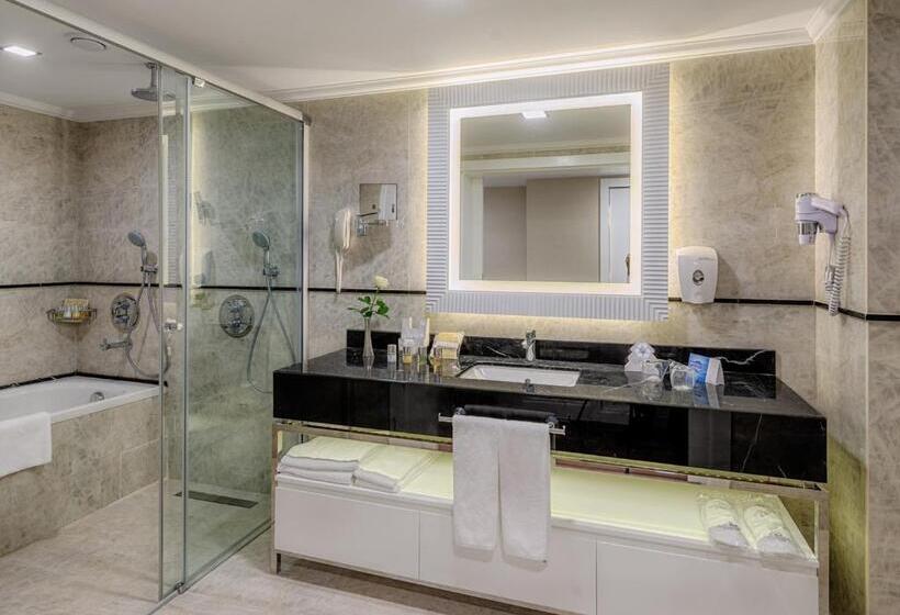 Deluxe Neljän Hengen Huone, Dobedan Exclusive Hotel & Spa