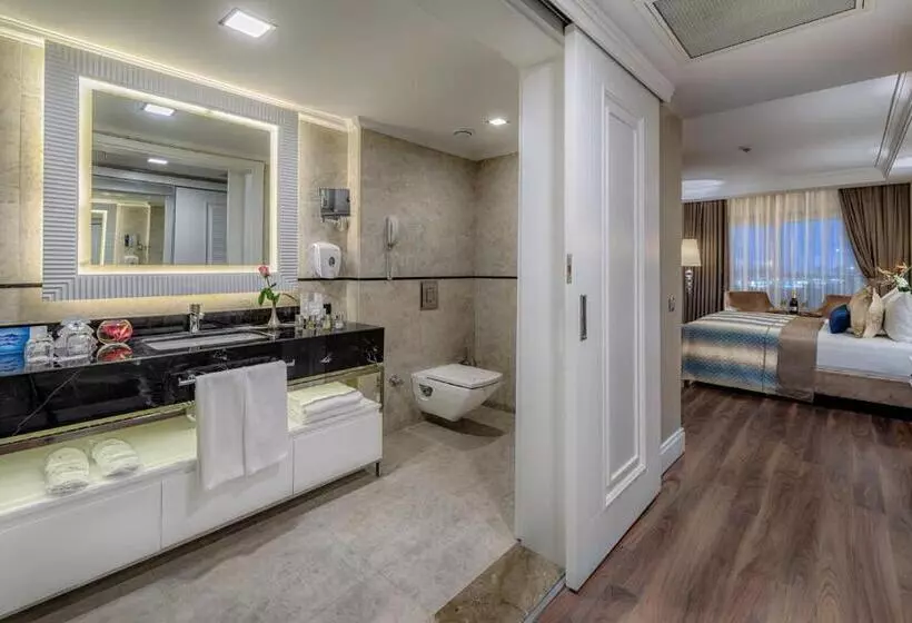 اتاق لوکس چهار تخته, Dobedan Exclusive Hotel & Spa