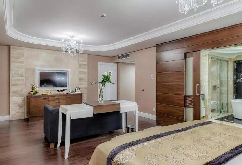 سوئیت رویال, Dobedan Exclusive Hotel & Spa