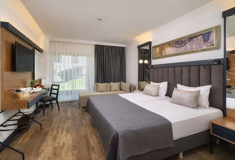 اتاق خانوادگی, Dobedan Exclusive Hotel & Spa