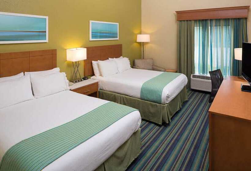 Номер Стандарт 2 Двуспальные Кровати, Holiday Inn Express   Clermont, An Ihg