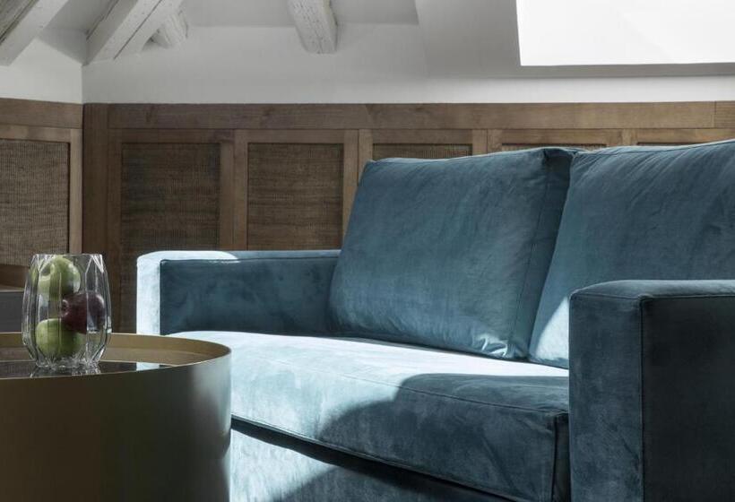 سوییت جونیور, Icon Wipton