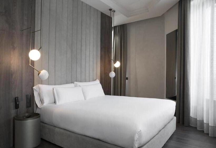 اتاق سوپریور با بالکن, Icon Wipton