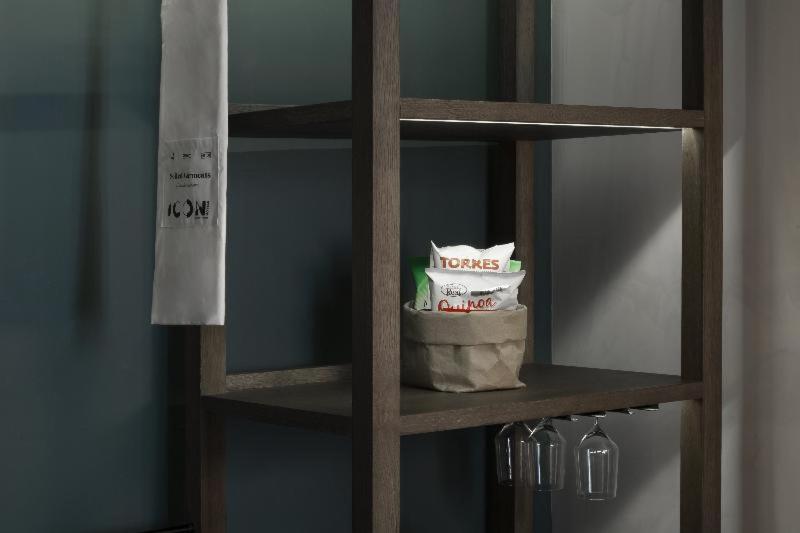 اتاق استاندارد, Icon Wipton