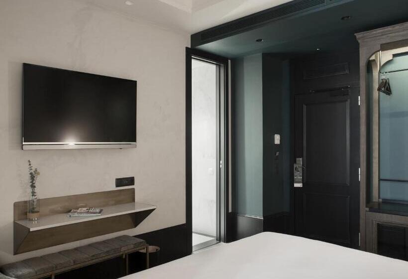 اتاق استاندارد, Icon Wipton