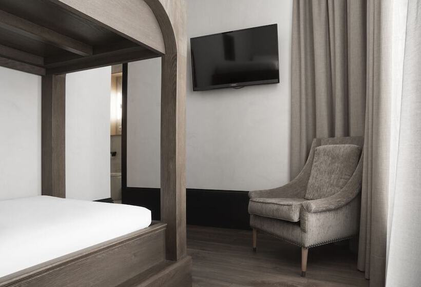 اتاق استاندارد چهار تخته, Icon Wipton