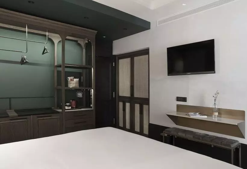 اتاق استاندارد چهار تخته, Icon Wipton