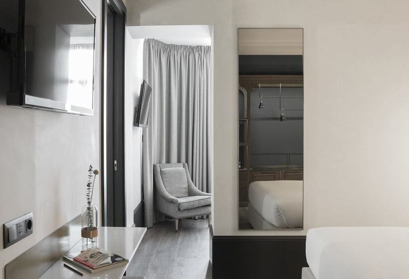 اتاق استاندارد چهار تخته, Icon Wipton