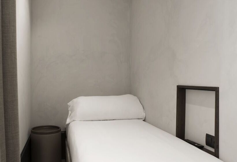 اتاق استاندارد سه نفره, Icon Wipton