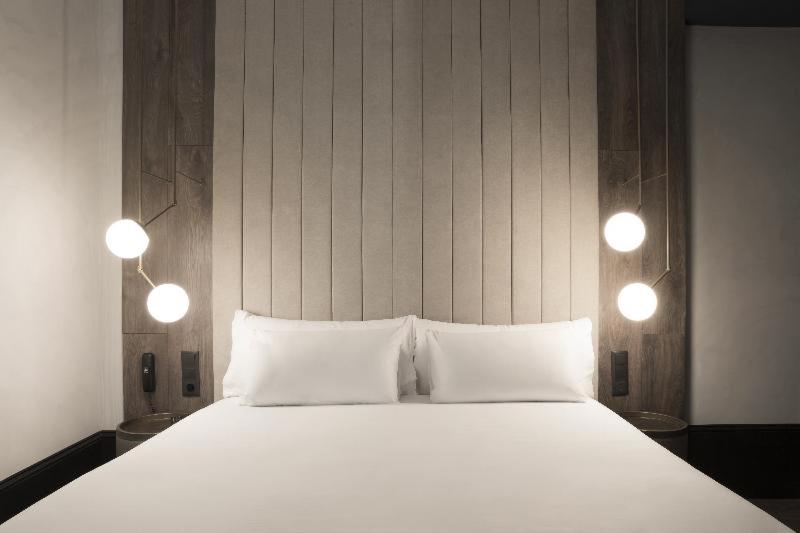 اتاق استاندارد, Icon Wipton