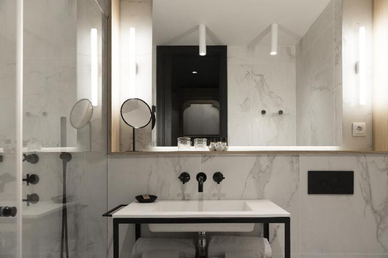 اتاق استاندارد, Icon Wipton