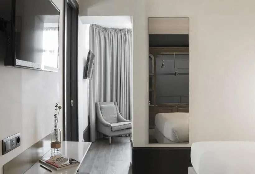 اتاق استاندارد چهار تخته, Icon Wipton