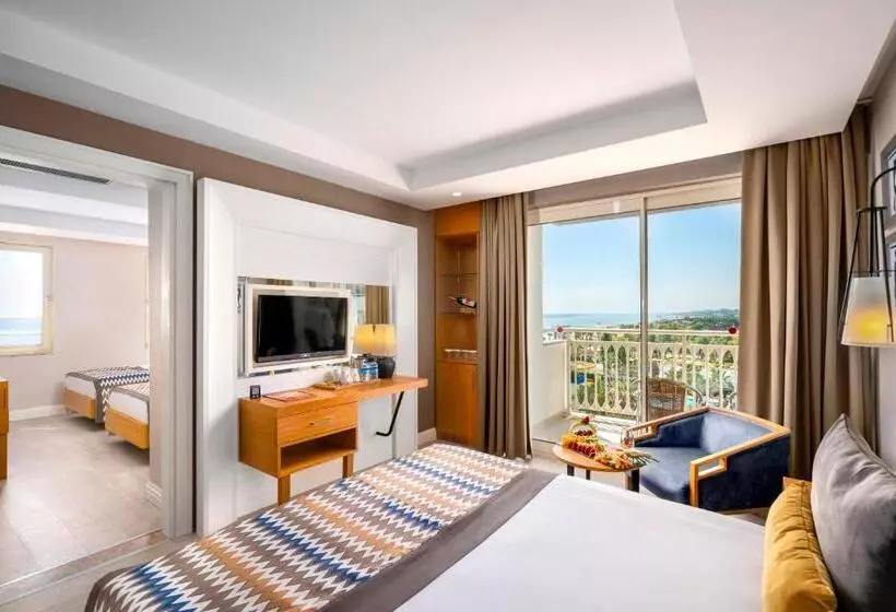 スイート（家族用）, Sidera Kirman Premium   Ultra All Inclusive