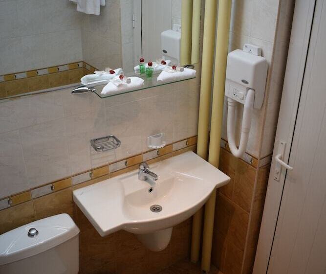 غرفة فردية داخلية, Slavyanska Beseda