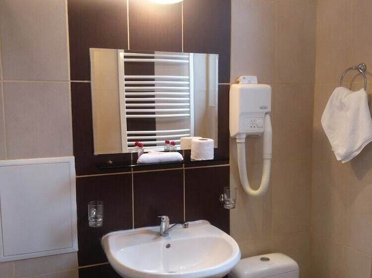 غرفة فردية داخلية, Slavyanska Beseda