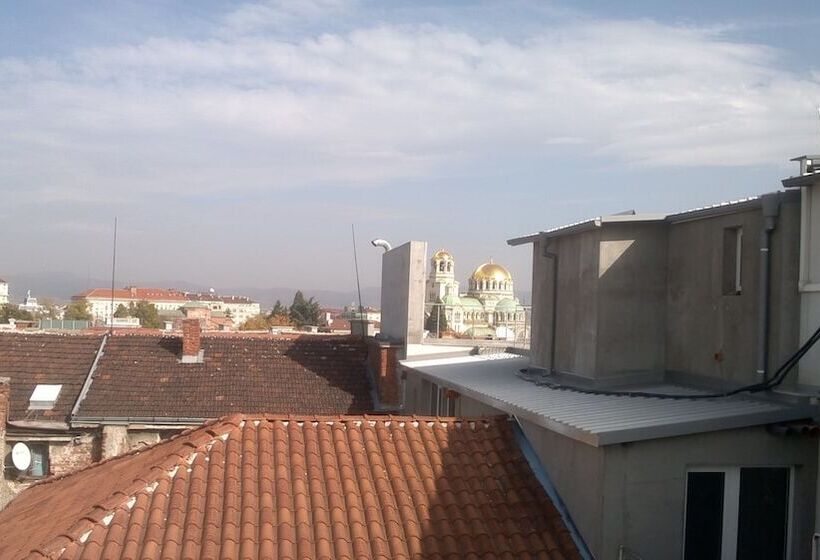 غرفة فردية داخلية, Slavyanska Beseda