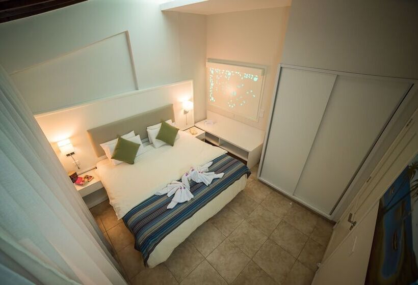 Апартаменты 1 Спальня Вид на Море, Myroandrou Beach Hotel Apartments