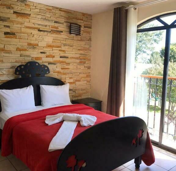 جناح مزود بتراس, & Glamping Huasca Sierra Verde