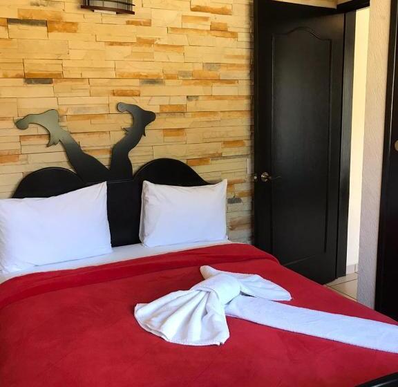 جناح مزود بتراس, & Glamping Huasca Sierra Verde