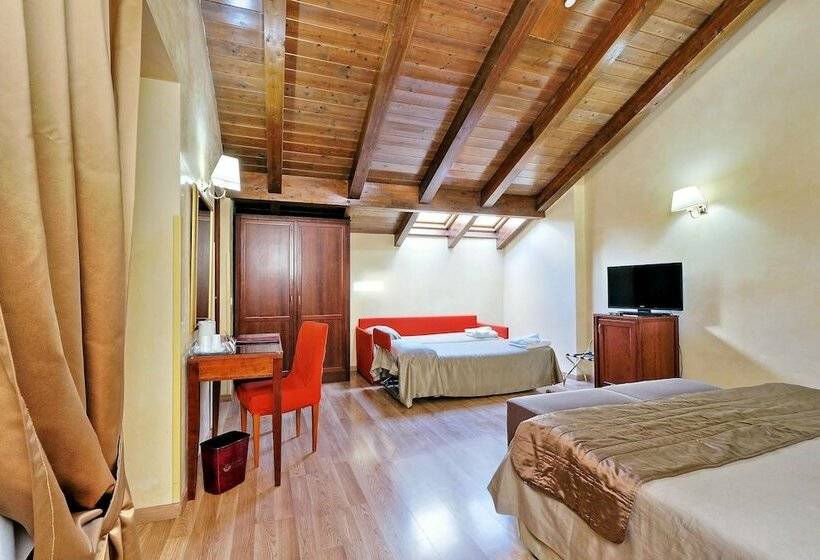 Camera Quadrupla Standard, Camelia