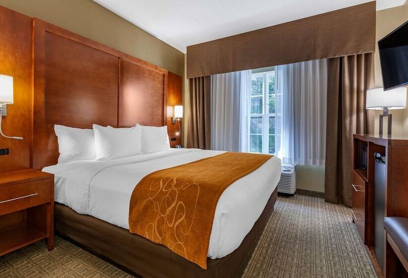 جناح, Comfort Suites