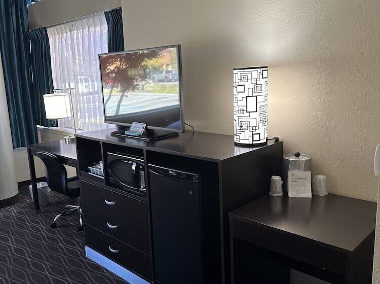 اتاق استاندارد با 2 تخت دوبل, Holiday Inn Express Boise Downtown, An Ihg
