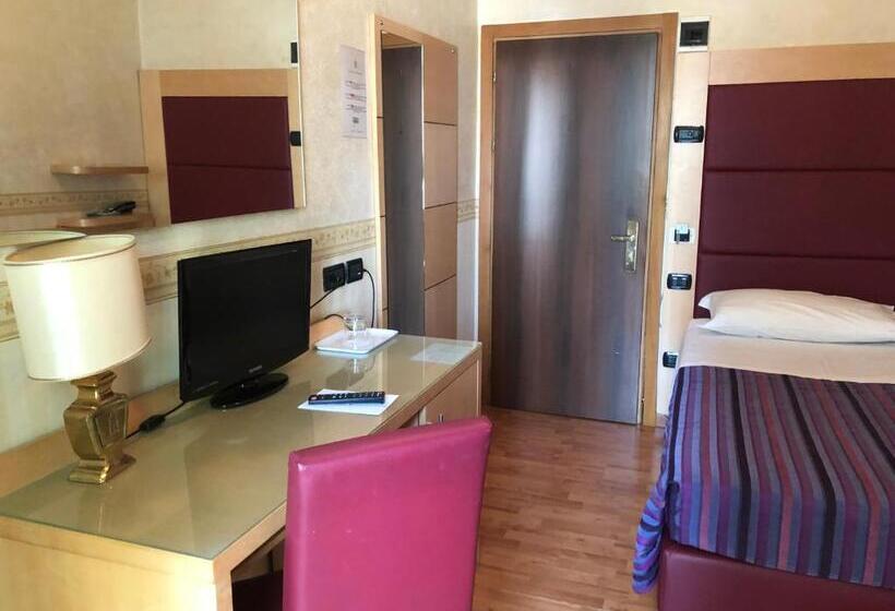 エコノミーシングルルーム, Lugano Torretta