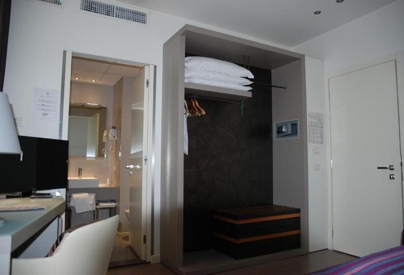 スーペリアールーム, Lugano Torretta