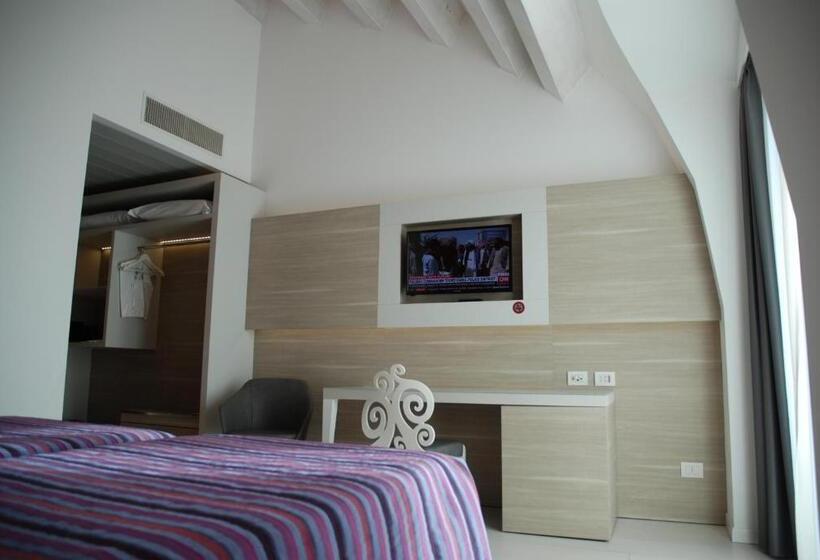 デラックスルーム, Lugano Torretta