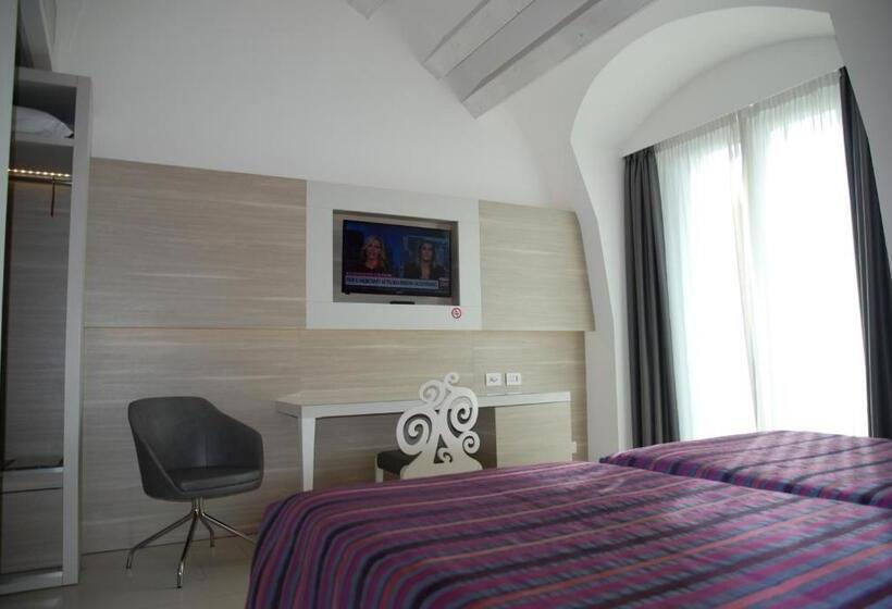 デラックスルーム, Lugano Torretta