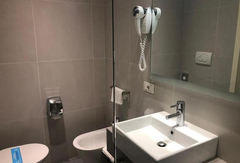 スーペリアトリプルルーム, Lugano Torretta