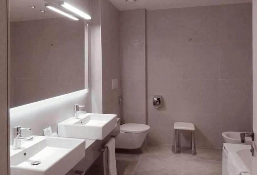 スーペリアールーム, Lugano Torretta