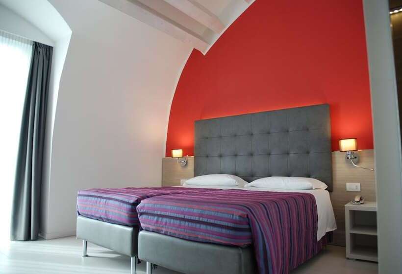 デラックスルーム, Lugano Torretta