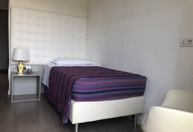 スーペリアシングルルーム, Lugano Torretta