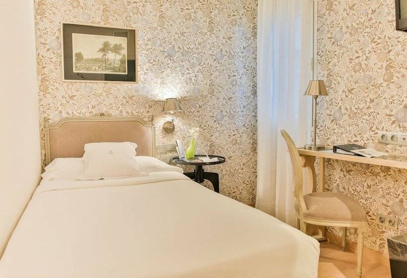 اتاق استاندارد یک نفره, Meninas  Boutique Opera